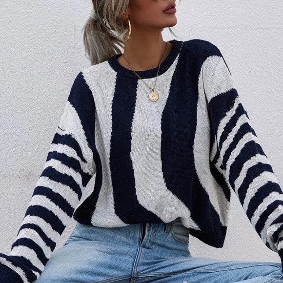Chic Nation Sweaters - Color block sweater